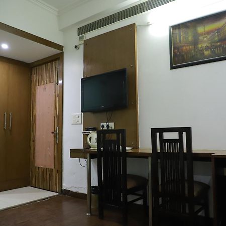 Hotel Parth Inn Ghaziabad Exterior foto