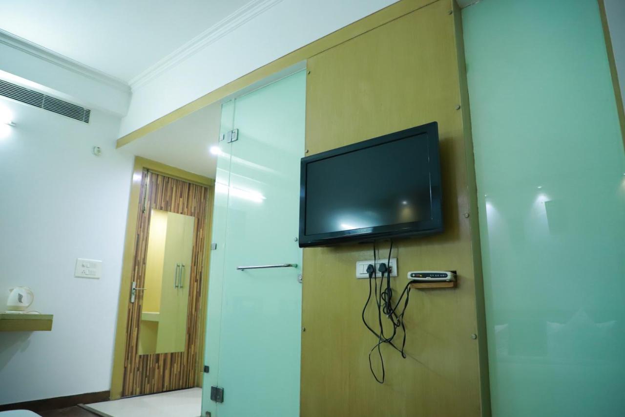 Hotel Parth Inn Ghaziabad Exterior foto