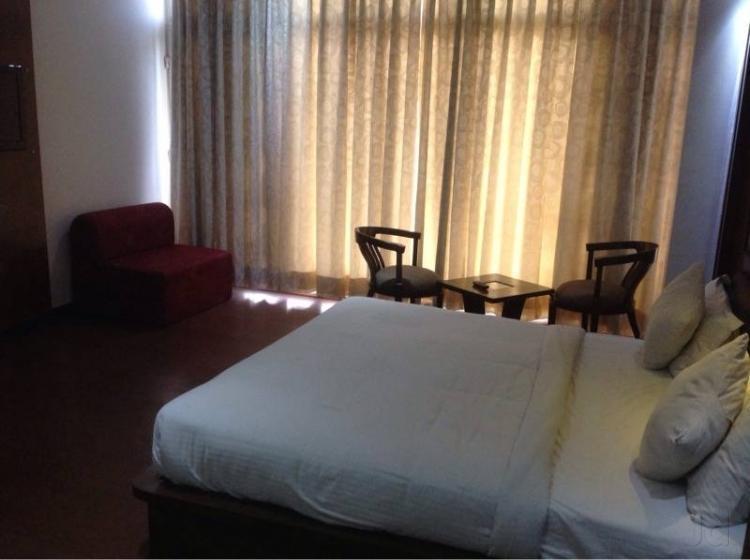 Hotel Parth Inn Ghaziabad Exterior foto